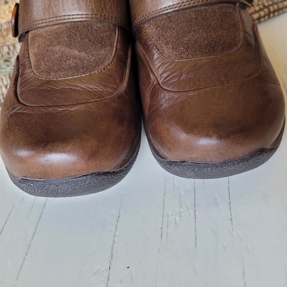 Dansko Kaya Brown Leather Slip On Clogs with Suede Cuffs Women's 38 US 7.5-8 - Picture 9 of 14